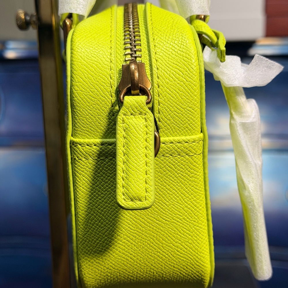 Kurt Geiger London Highgate Lime Mini Satchel NWT with dust bag and crossbody - Picture 3 of 7